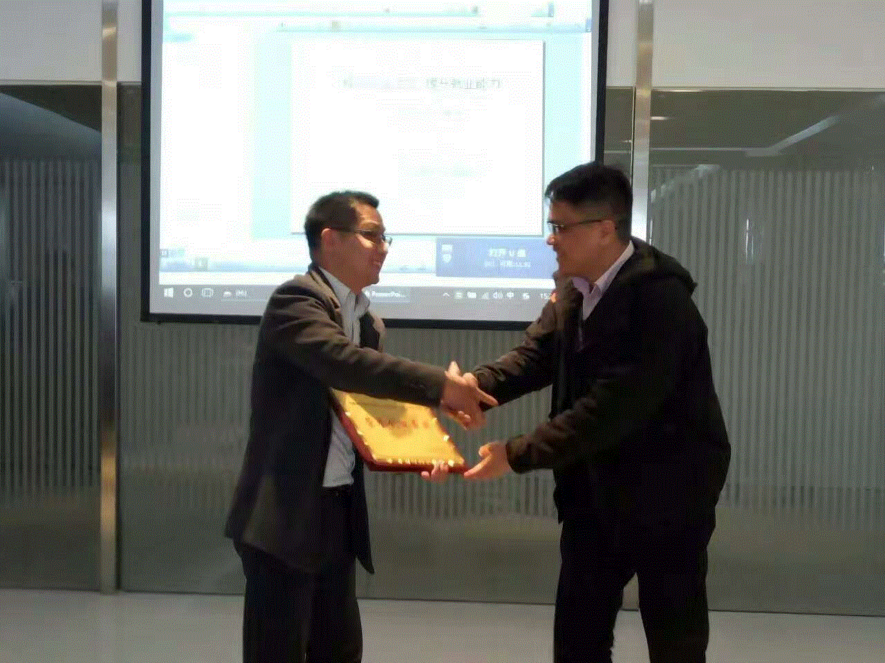 智為銘略與昆山留學生創業園合作 智為銘略與昆山留學生創業園合作